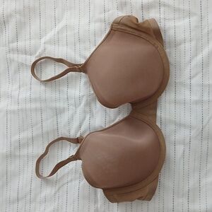 CUUP THE DEMI BRA‎